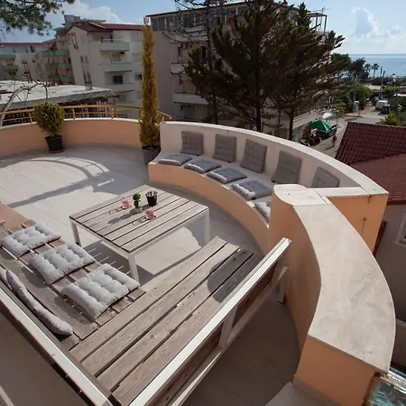 The Rooftop By Ps Apartment
